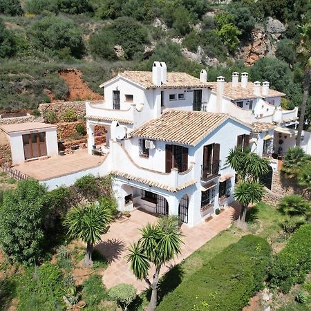 Terraced House In The Mountains With Fantastic View Villa Málaga Exteriör bild